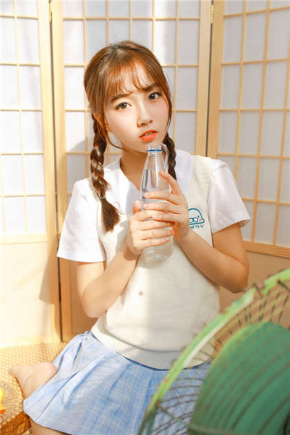 小说中男女主第一次做-男友插的好深疼_芳疗氧性