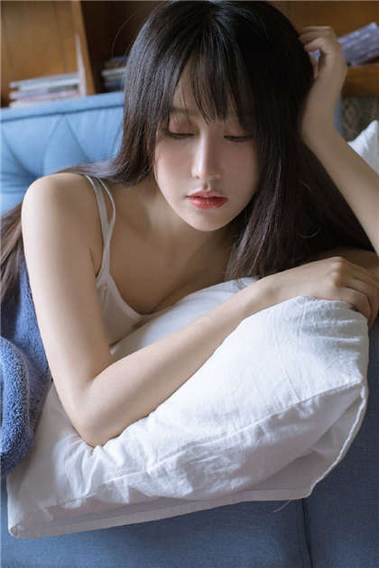 上海少妇和黑人老外宾馆玩3p-已经湿得不像样_芳疗氧性