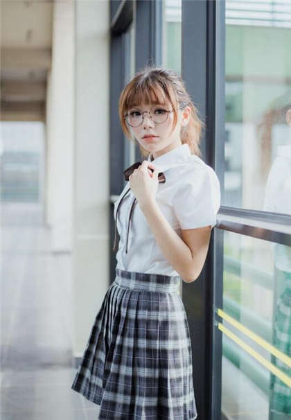 琉璃酱猪田-让人流水得小说_芳疗氧性