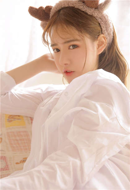 好看的老师小黄说-下面好多水舔得我好爽_芳疗氧性