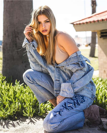 啊啊,啊嗯,啊, 嗯-学校体检高辣短篇小说_芳疗氧性