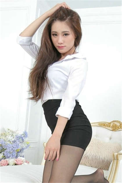 吃奶小黄文免费阅读-姐姐色诱弟弟做羞羞事_芳疗氧性