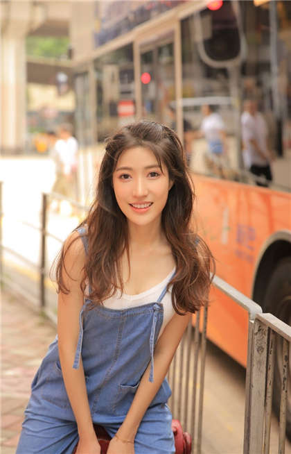 小说有肉短篇-公车被大口吸允奶头_芳疗氧性