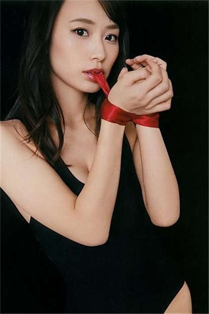 孙斌小黄文-公交车上的性故事_芳疗氧性