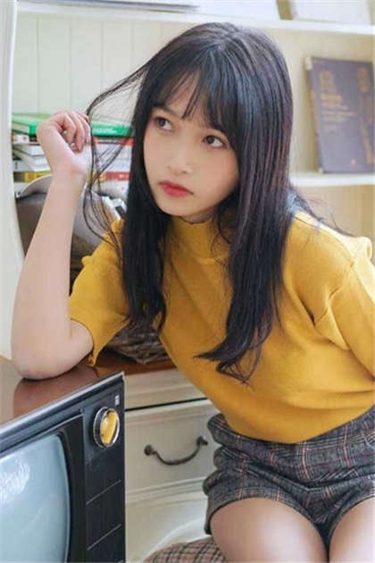 适合女生看的黄文片段-老师上课裙子里放震动棒_芳疗氧性