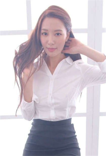 震动棒小黄文-公交车上迷情30分锺_芳疗氧性