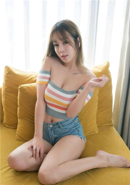 穿越成为小黄文女配之后-污文看了下面会出水的_芳疗氧性