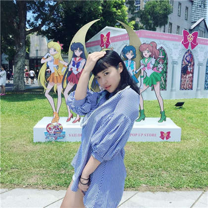 老师与学生小黄文-女主很污很肉撩男主的小说_芳疗氧性