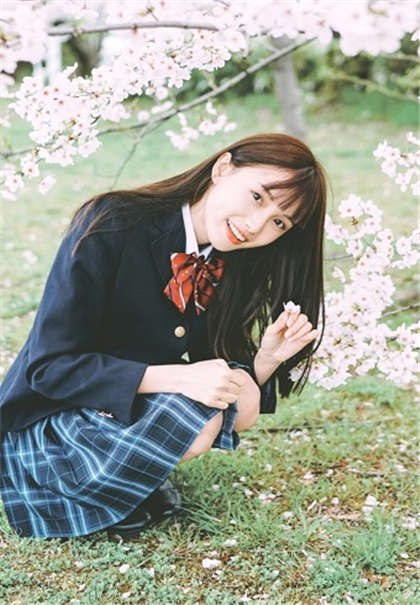 超污校园小说短篇超h-我和两个男人玩3p的感受_芳疗氧性