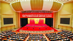 万事利：马年主题丝巾及围巾产品已经在售