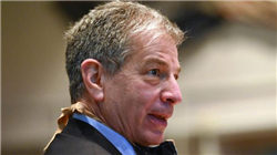 华尔街警告声四起：AI支出与收入错配 警惕“非理性繁荣”！