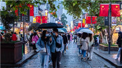 英伟达要求部分零部件供应商暂停生产H20芯片，外交部回应