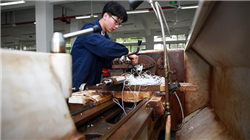 13只浮动费率基金已成立：合计募资126亿 易方达、东方红规模榜