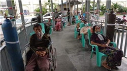 卡塔尔赠送飞机抵达美国，特朗普：太大了，不是个人福利