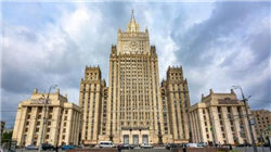 胖东来新店招聘900人，保安保洁要求本科学历