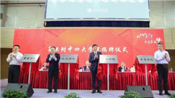 谷歌、微软“双杀”逼近，OpenAI陷入空前危机！